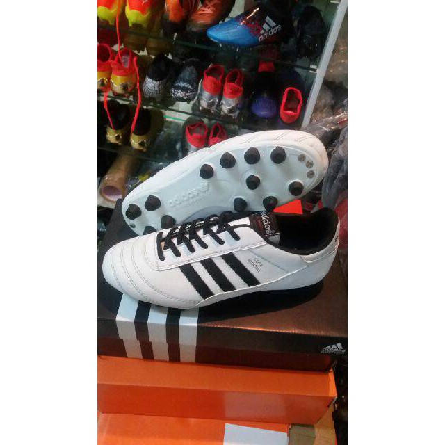 Sepatu Bola Sepatu Bola Soccer Adidas Copa Mundial Classic Warna Putih List Hitam Berkualitas