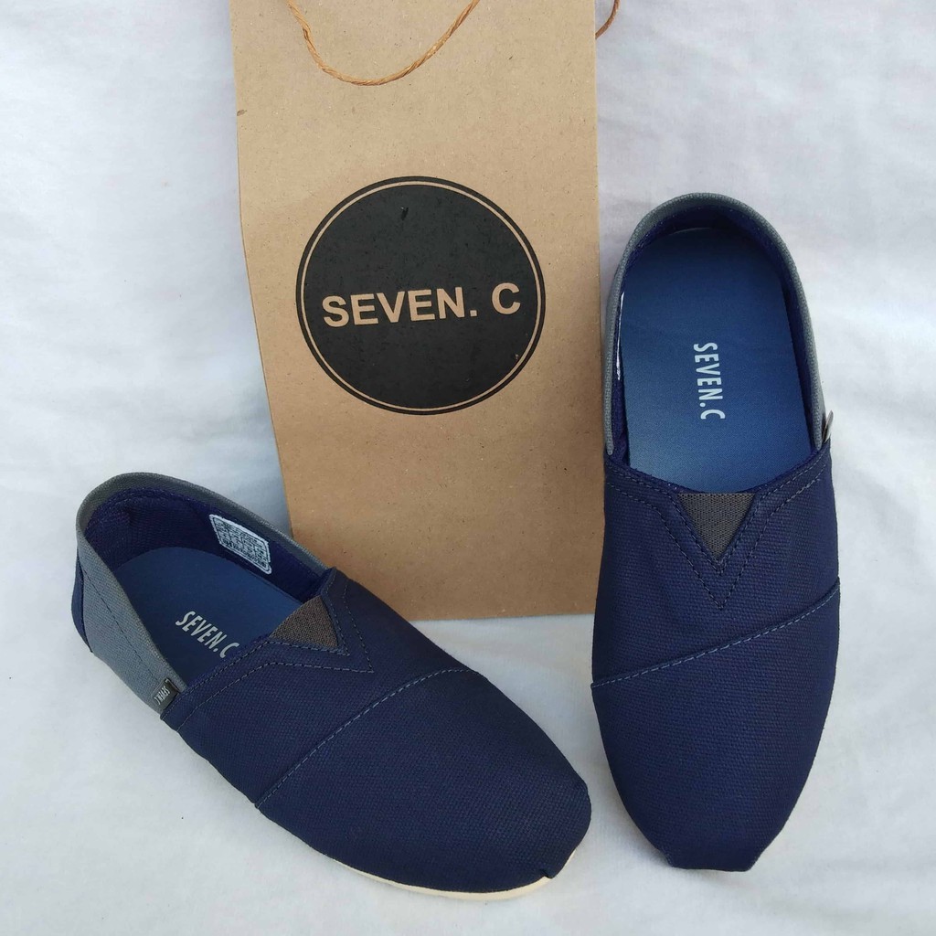 Sepatu slip on Pria dan Wanita Unisex Seven C-sepatu santai-sepatu kuliah-sepatu kerja-sepatu casual