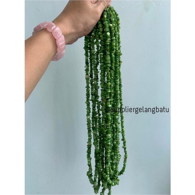 kerikil kerang SOFT GREEN CARNELIAN 1cm bahan manik akik hijau tua