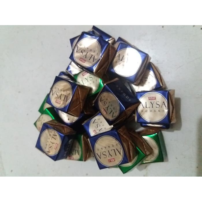 

COKELAT ARAB ALYSA 500GRM / COKLAT GROSIR / OLEH OLEH HAJI DAN UMROH