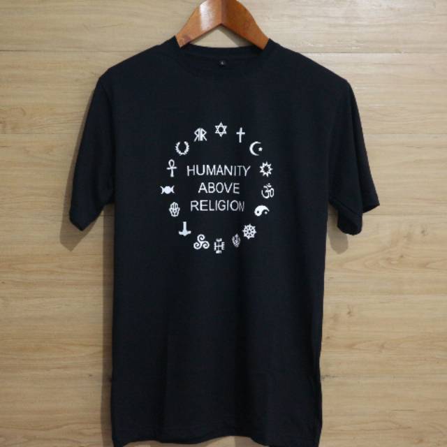 Kaos humanity above religion