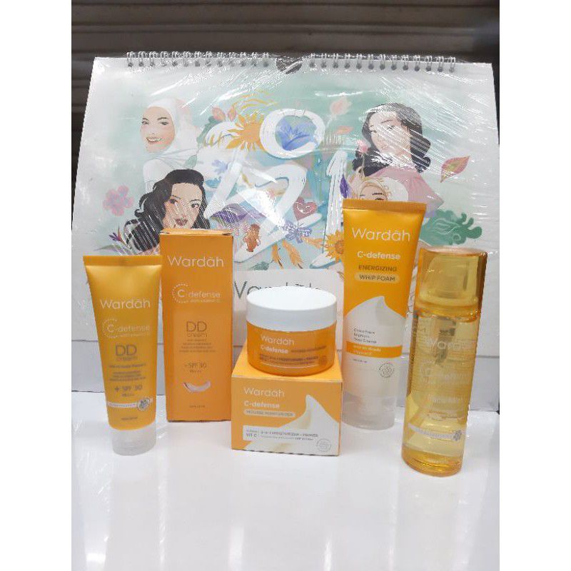 paketan wardah lengkap C-defense isi 4pcs untuk remaja