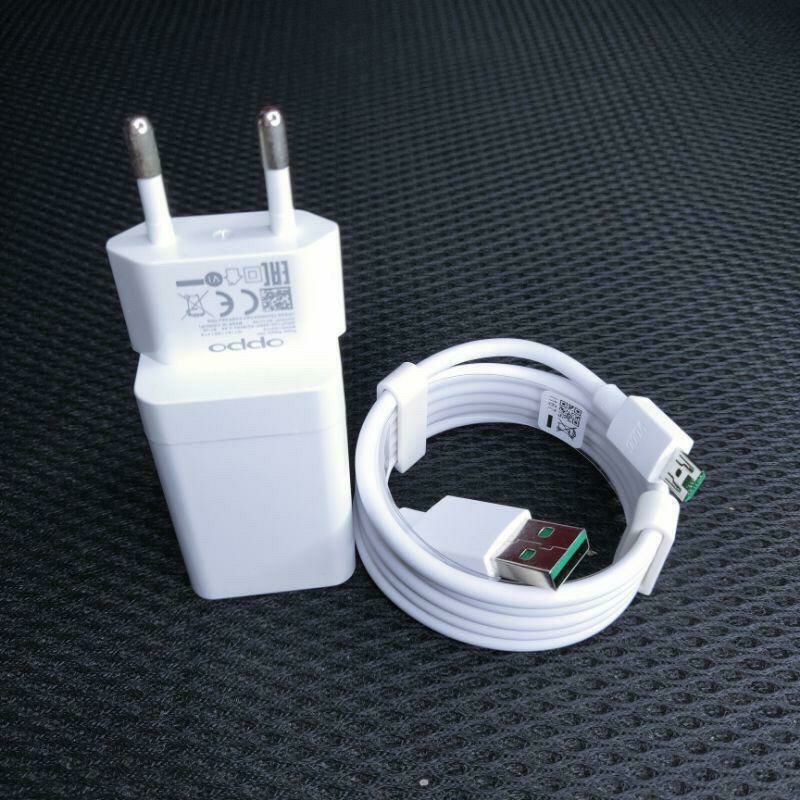 HK_ CHARGER CASAN OPPO VOOC 4.Ampere FAST CHARGING