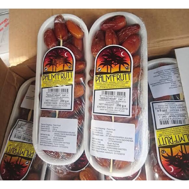 

Kurma palm frutt