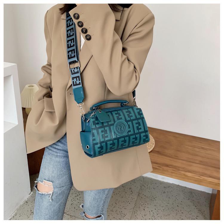 BJ15250 - BEIGE/BLACK/BROWN/RED/COFFEE - TAS SLEMPANG HANDBAG IMPORT JAKARTA TTAS WANITA FASHION IMPORT MODIS ELEGAN TERMURAH TERLARIS TERBARU BAGSTORE JAKARTA TAS BATAM TERMURAH CR7399 ELJ5250 BQ3374