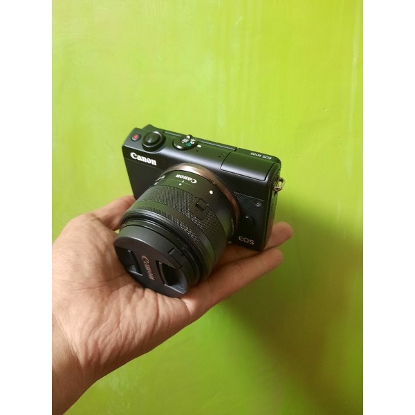Canon Mirrorles M100