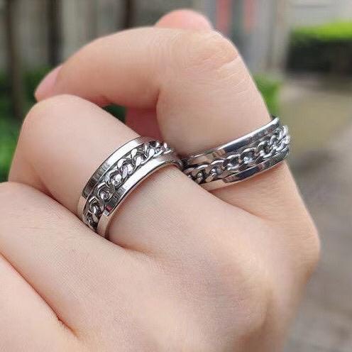 Cincin Titanium Pria Wanita  Rantai Putar Unik Cincin Unisex Silver Hitam Gold Biru Bahan Stainless 