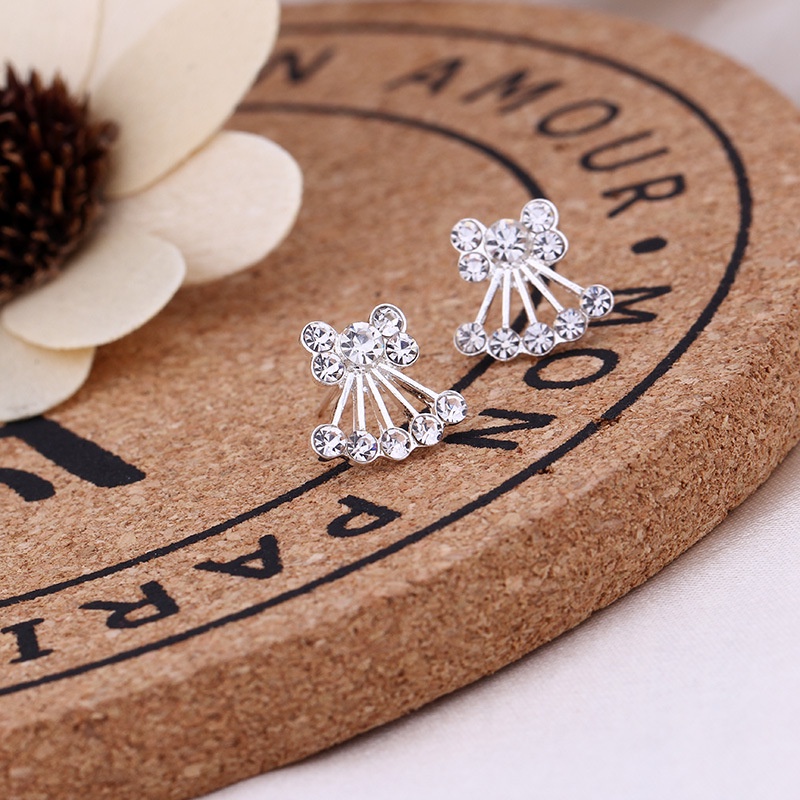 [✅READY STOCK] Anting ​Korea Mutiara Pejantan Kristal Fashion Wanita Murah Hati Mutiara  Pesona Zirkon Bintang Penjualan Panas Mode