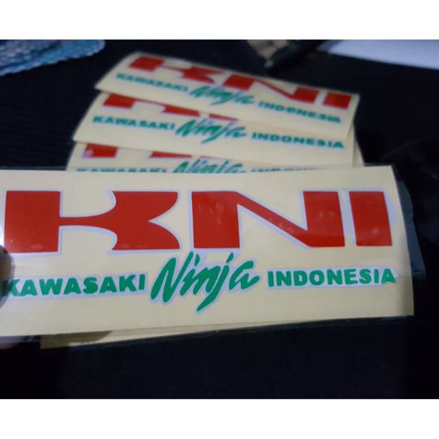 

stiker cutting desain suka2 tanpa min order