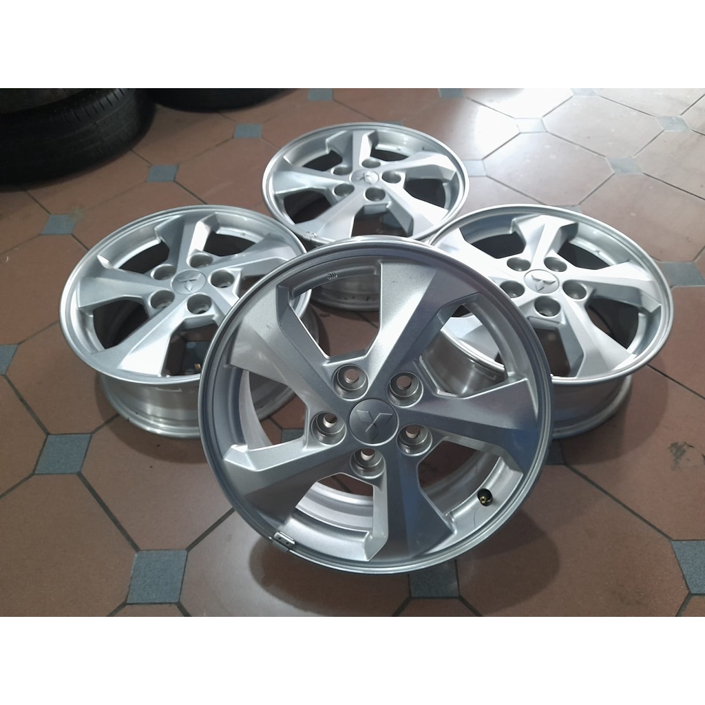 Velg Mobil Bekas Oem X-pander Ring 16 Untuk Exora grand max New Carry Luxio