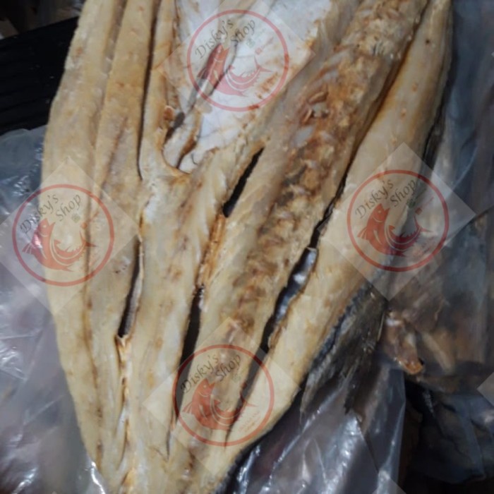 

Ikan asin Kurau Kering Grade A Asli Kalimantan Pontianak 1 Kg