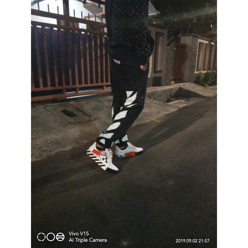 CELANA PANJANG OFF WHITE PROMO