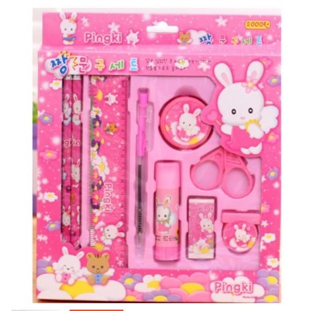 

Buruan Set Stationery Warna Pink Dan Biru, Alat Tulis Set Happy Bear Trendi