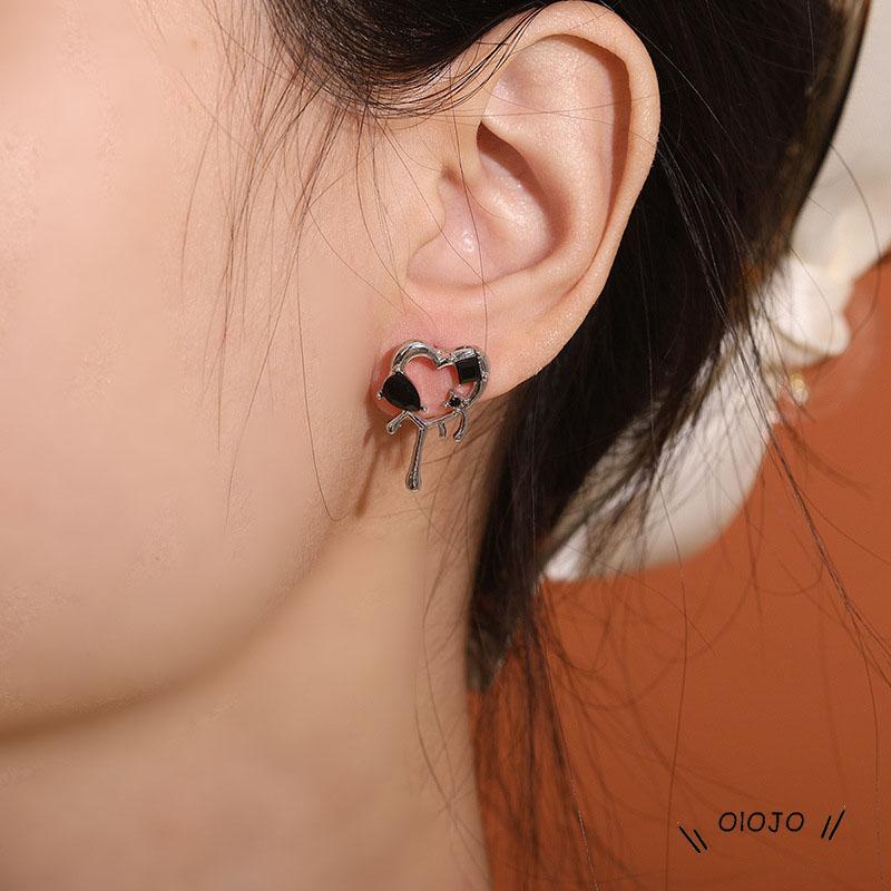 【COD】Anting Stud Bentuk Hati Gelap Untuk Wanita