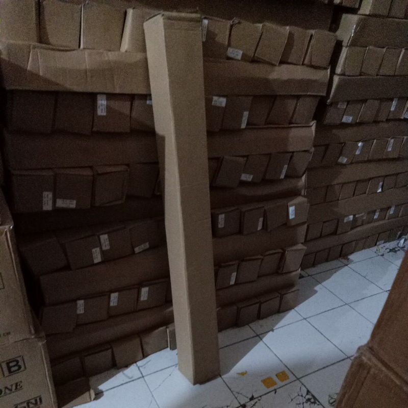 

LAMINASI DINGIN/COLD LAMINATION GLOSSY Dan Matee ROLL 120gsm/50 INCH 1.27CM X 46M