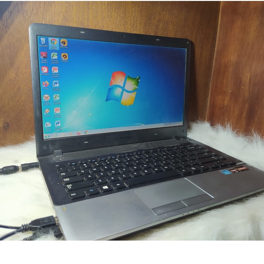 Jual NOTEBOOK SAMSUNG NP355V4X BEKAS/SECOND | Shopee Indonesia