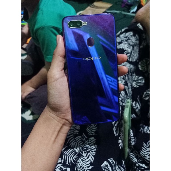hp Oppo f9 RAM 4 64 second /bekas