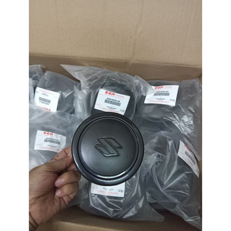 cap center wheel (tutup velg)suzuki sidekick
