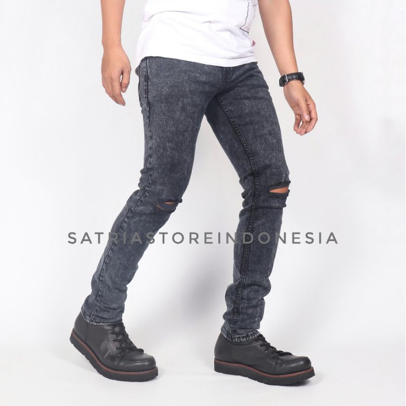 Ripped jeans pria , celana sobek pria