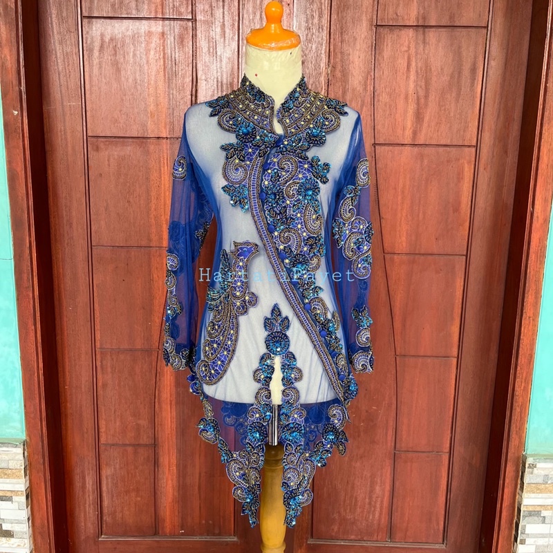 READY Kebaya Tangan Panjang Kancing Miring | Kebaya Wisuda | Kebaya Pagar Ayu | Kebaya Akad Nikah | Kebaya Full Payet | Kebaya Merak