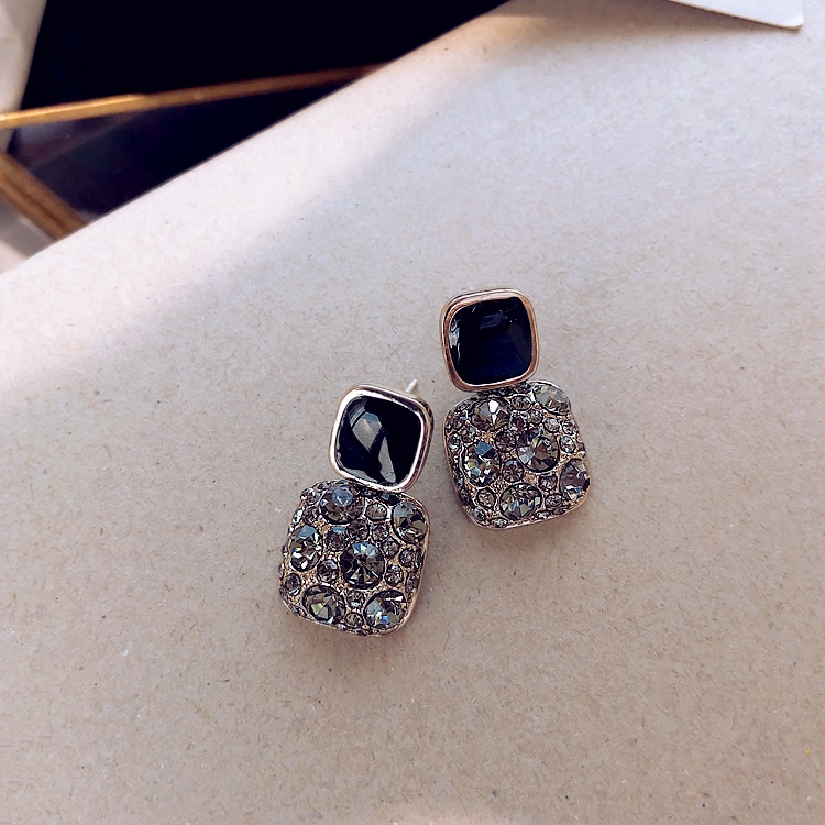 Anting Berlian glitter Kotak Hitam Vintage Aksesoris Korea Wanita