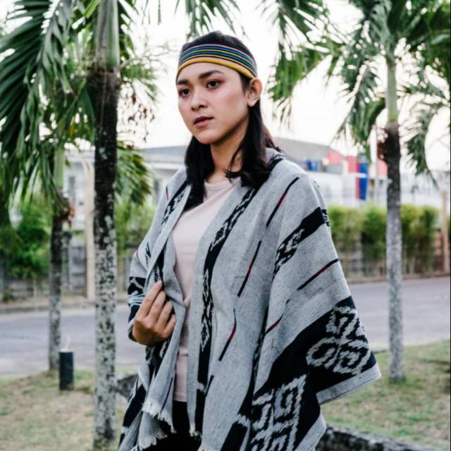 Baju tenun asli lombok