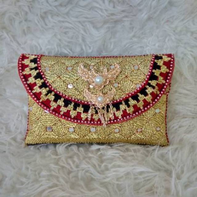 Clutch tas pesta tapis lampung unik