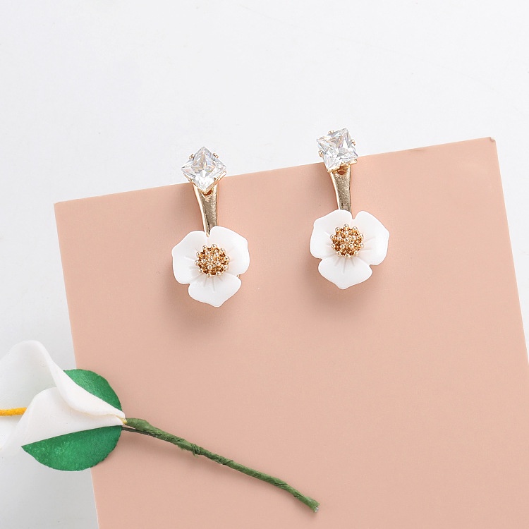 Baru Bunga anting-anting anting-anting Super Flash zirkon buatan Hari Camellia anting-anting perempu