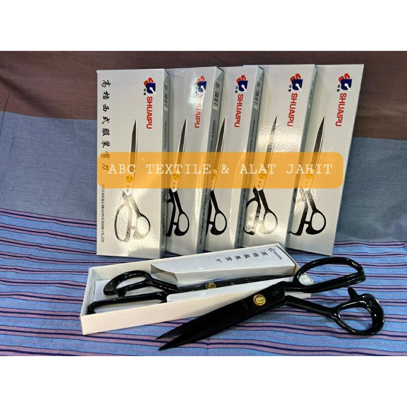 

Gunting Kain Besi Ori/ Gunting Kain Shuaipu Original no.9/ Gunting Besi/ Gunting Kain Tebal