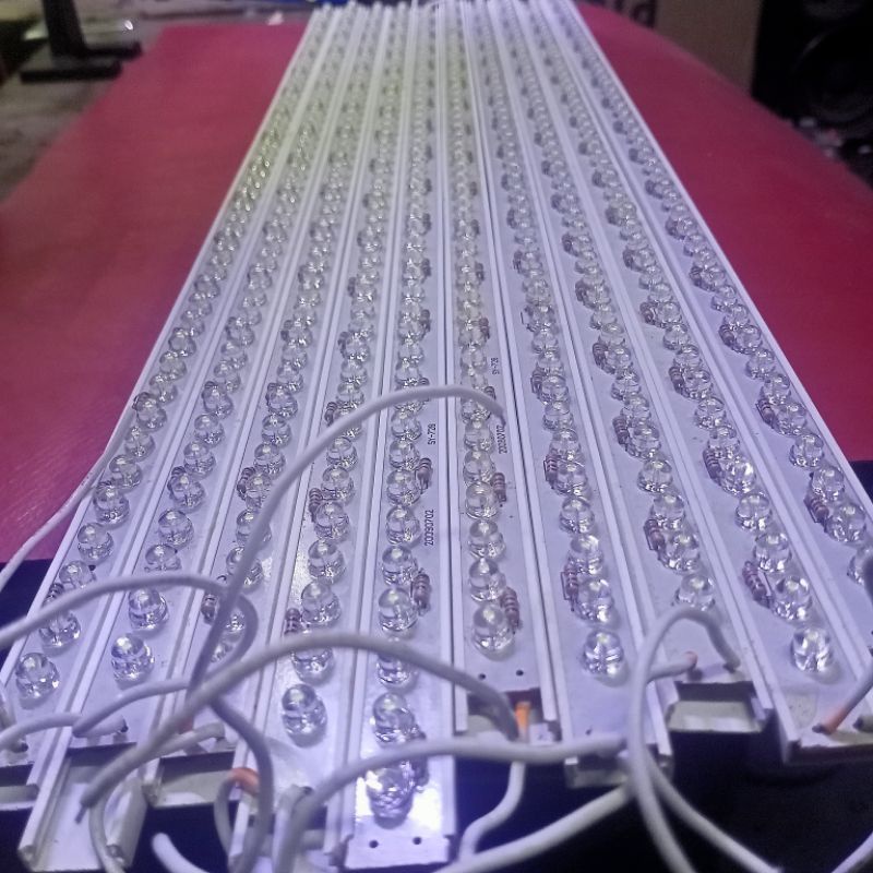 Lampu LED strip 48 LED plus Rel 50 cm