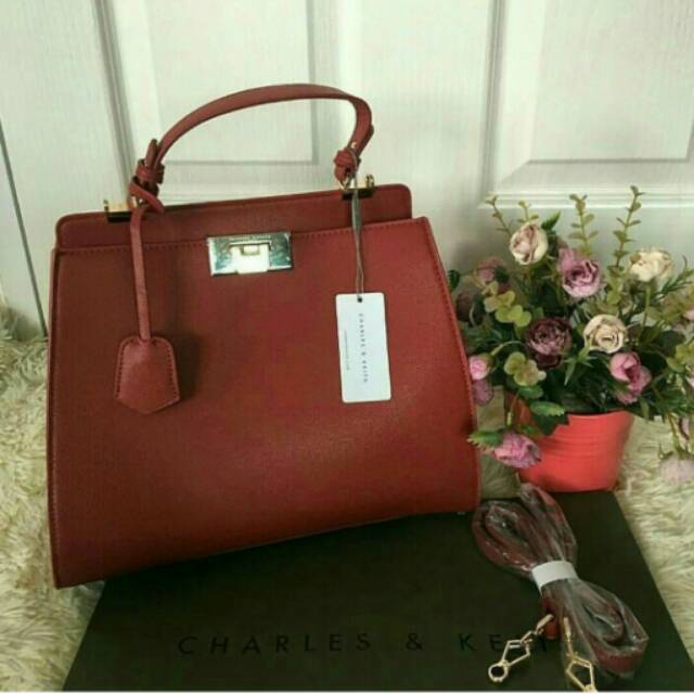 Tas charles n keith