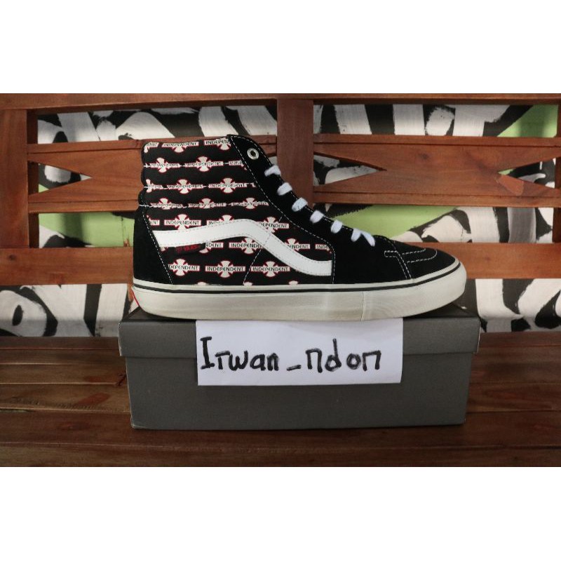Vans Sk8 Hi Pro x Independent