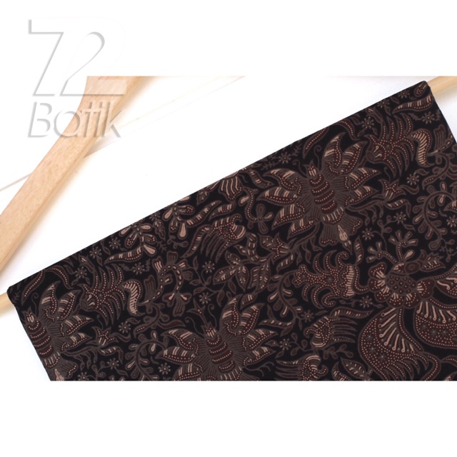 KAIN BATIK PREMIUM Bahan Katun Warna Hitam Item Black 728973 Cap 72 Jarik Jarit Samping Kebat Panjang Batik Katun Modern Premium Bahan Seragam Batik Pernikahan Kantor Keluarga Murah Kamen Jadi Batik Bali Lembaran