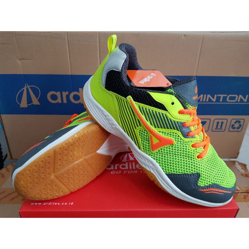 Sepatu Olahraga Bulutangkis Badminton Ardiles Magnosilva Kualitas Original Ringan Asli Outsole Karet