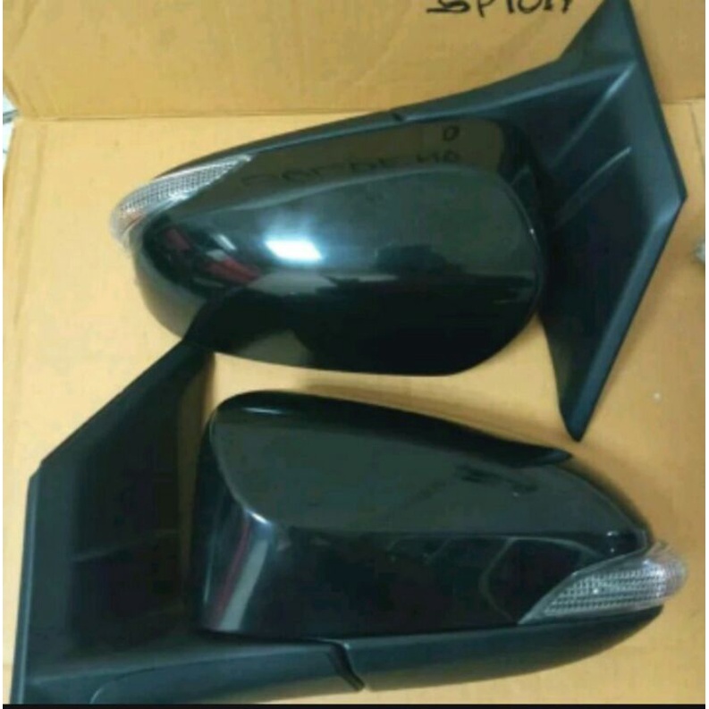 Spion mobil Daihatsu sigra type R tahun 2016-2019