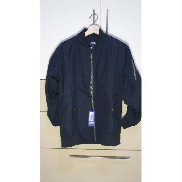 Jaket bomber 17Seven Original