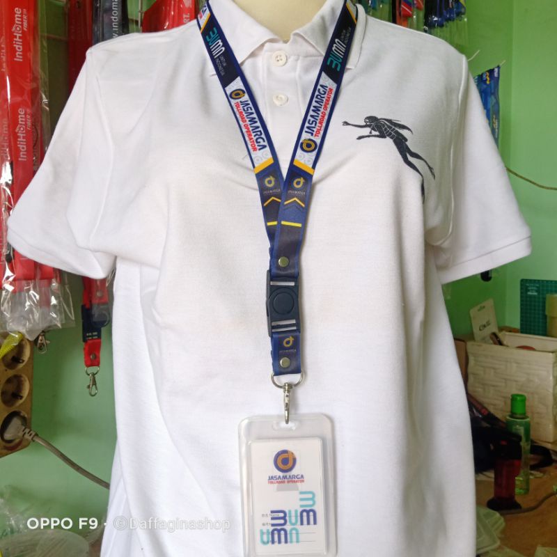 

Tali gantungan lanyard Id Card Holder PT Jasa Marga Printing Name Tag Holder