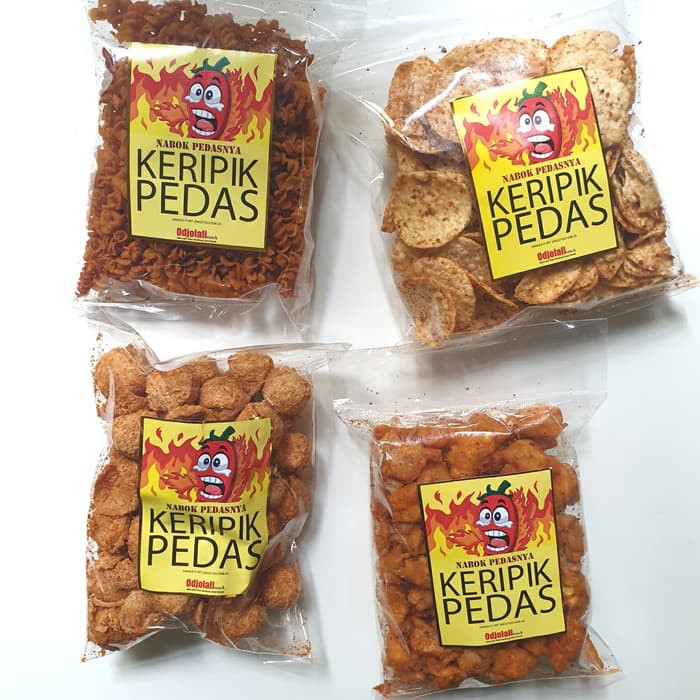 

Paket Keripik Pedas Oleh Oleh Khas Bandung Makaroni Siomay Kering