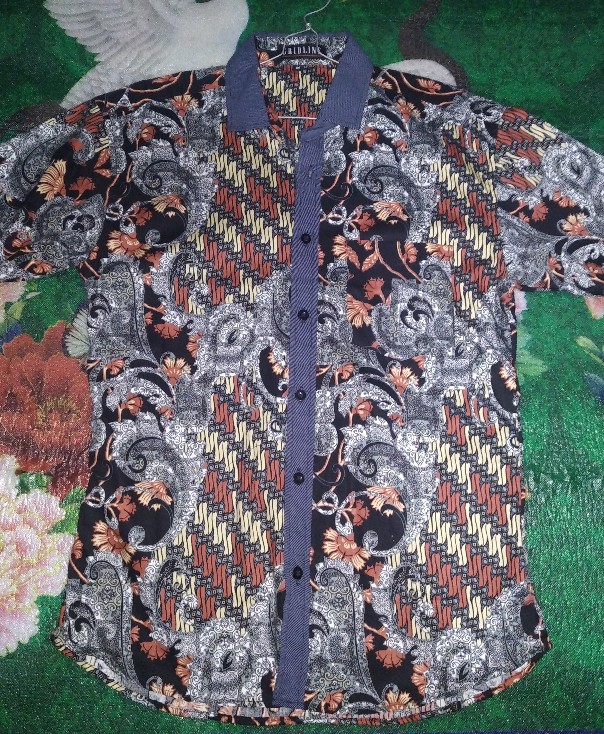 [gridline - R037] Kemeja Batik Pria Katun Lengan Pendek Regular Batik
