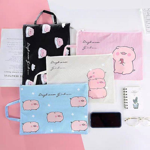 

Tempat Alat Tulis A4 Kain Motif Piggy