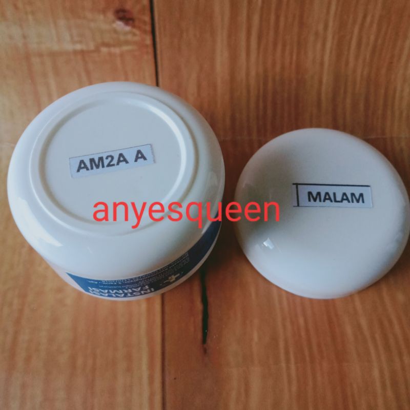 Natasha skincare cream acne Am2AA