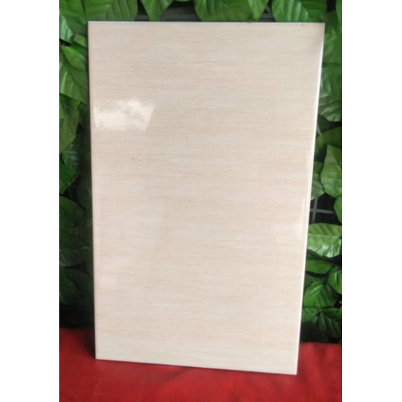 Keramik Dinding Glossy 25x40 CARINA BEIGE Mulia