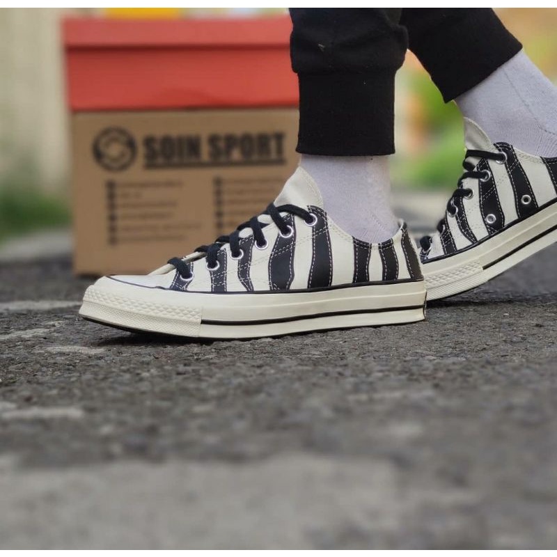 vintage converse men