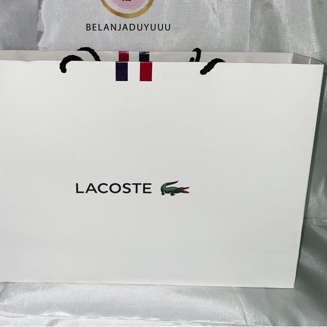 

RR4❅ Paper Bag Lacoste Pembungkus Kado ( Jakarta ) Barang Baru