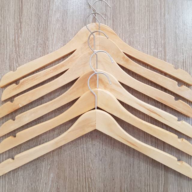 LJR Hanger Gantungan Baju Kayu   Kualitas Eksport warna random - 1/2 Lusin (6Pcs)