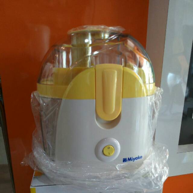 Miyako Pengejus Juice Extractor