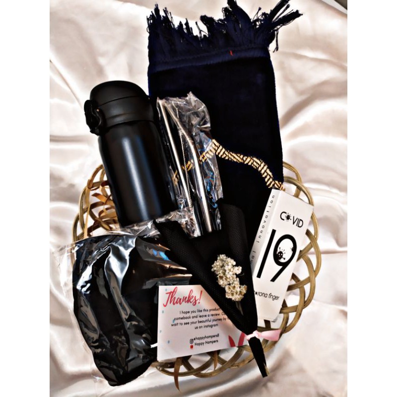 

Hampers For Man Birthday/Graduation