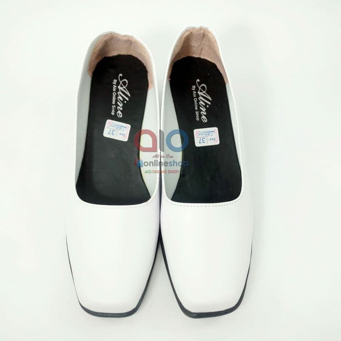 Sepatu Pantofel Wanita Hak 5 Cm Heels Putih Polos Formal Kerja Bidan Perawat Dokter AW16