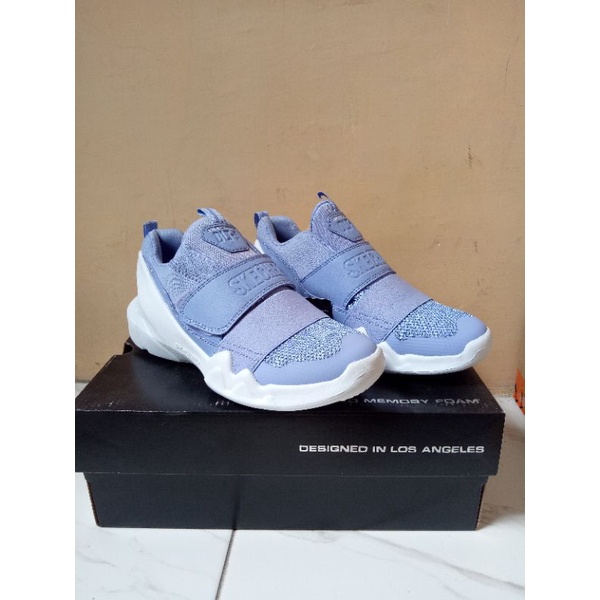 Ori Sale 70% Sepatu Skechers DLTA women