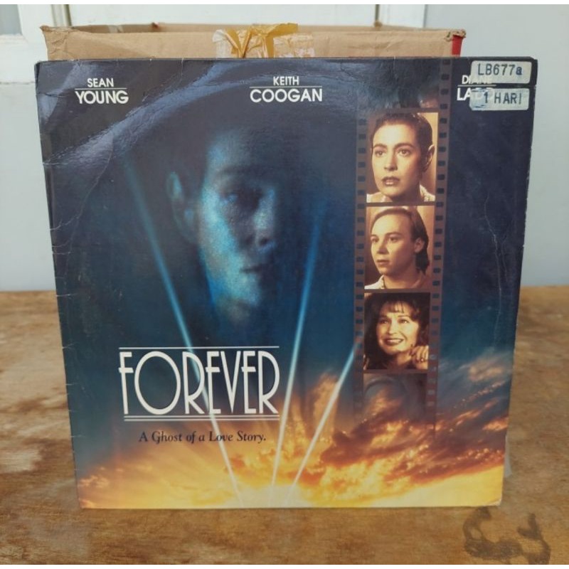 Kaset Laser disc Forever